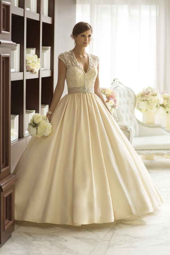 Show me your gown!