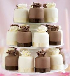 CAAAAAAAAKE!