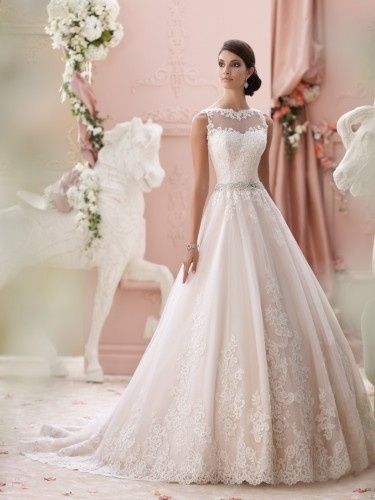 Show me your gown!