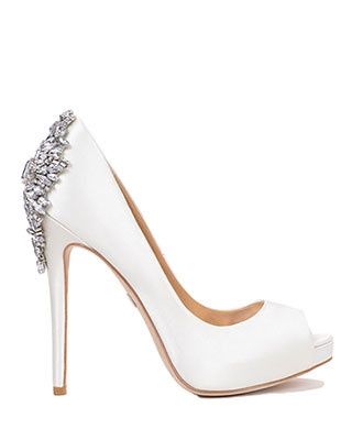 What kind of shoes will you wear?