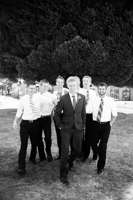 Probably a hot topic issue, but ? about groomsmen/FH and guest attire