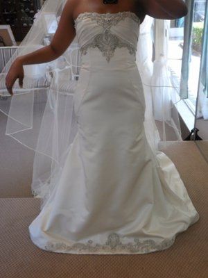 Show us the dress you said "yes" to! **pics**