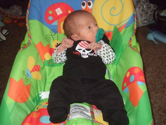 Married for 4 months today..and our son was born!! PICS!!