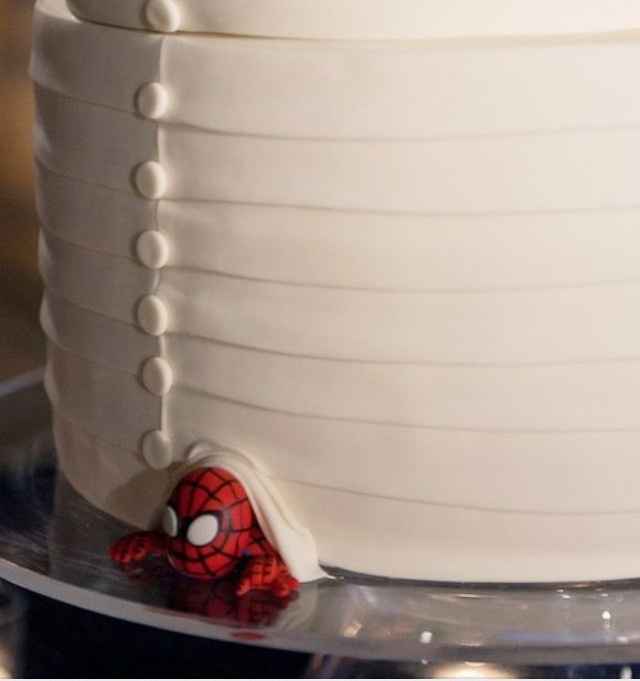 I want to surprise FH with groom's cake BUT….