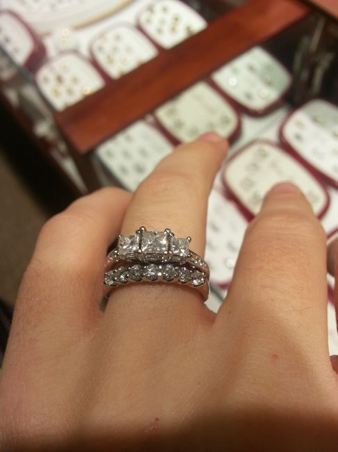 Show off your E-ring and wedding band!!!