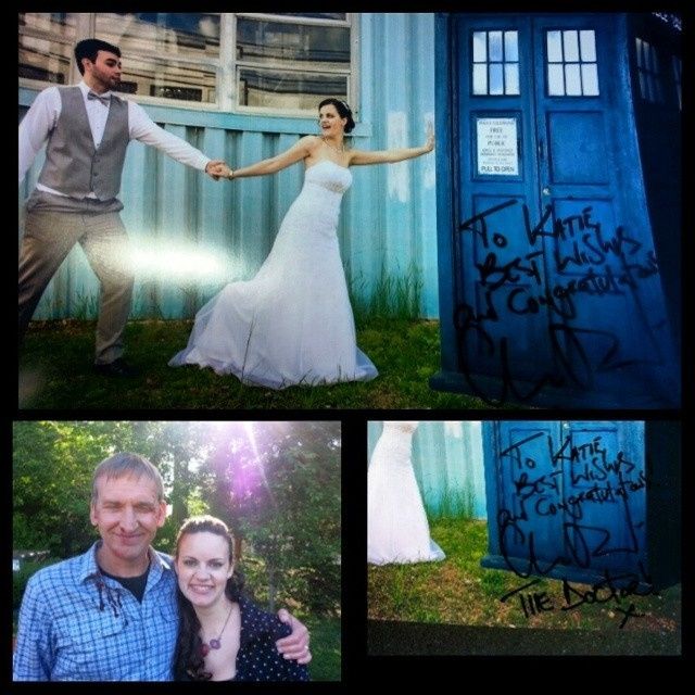 Guess who I got to sign my Wedding Photo!!