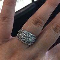 SHOW OFF YOUR RINGS LADIES!! I wanna see that bling!!!