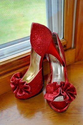 Can anyone help me find these shoes or something similar?