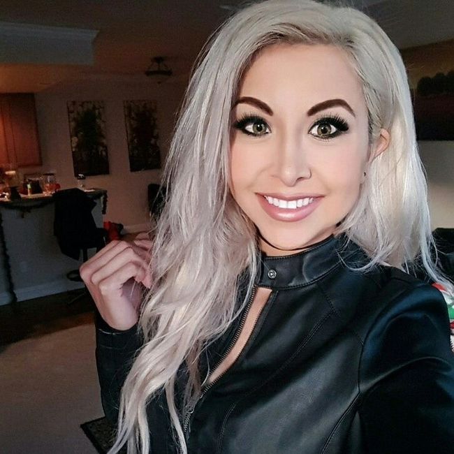 Where did you get your hair extensions for the wedding? 4