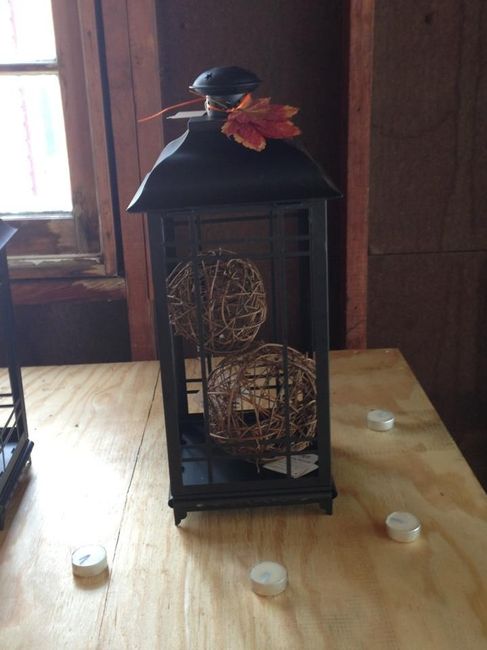 PLEASE someone help me with ceremony decor. I need other opinions.