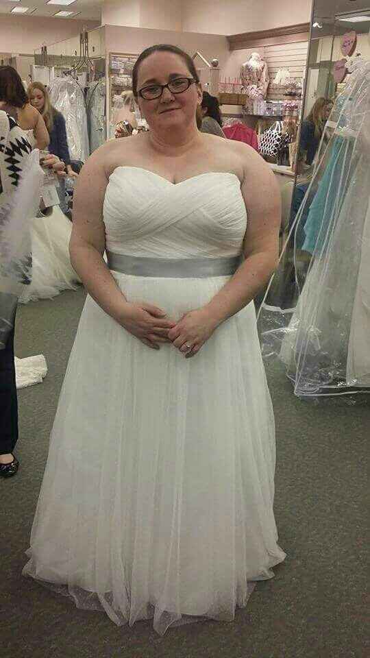Busty Brides, how did you manage to find the right dress?