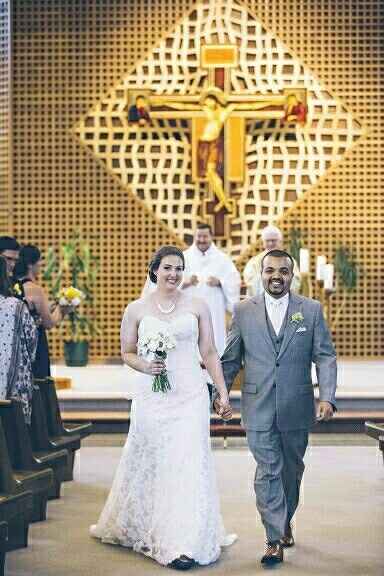 Ivory/Champagne vs Solid white