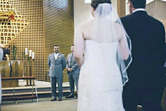 Let me see your veil!