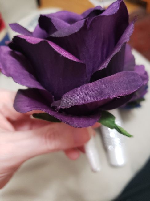 Has anyone used Budget Bride for fake flowers? - 3