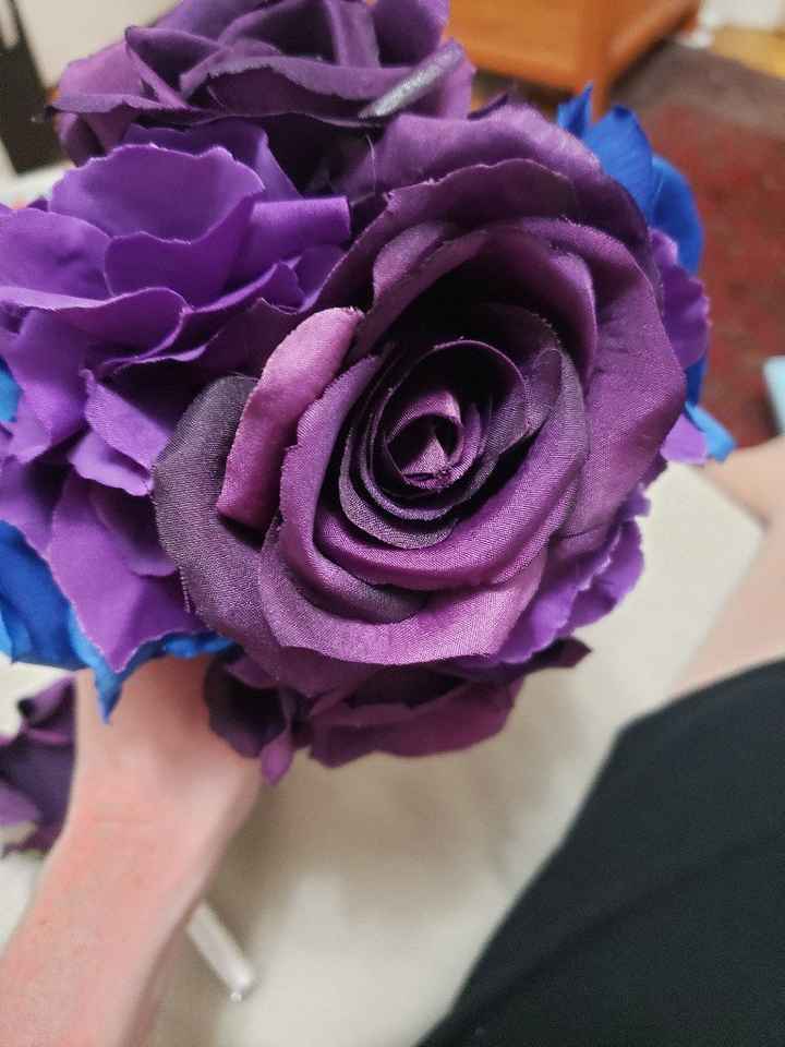 Has anyone used Budget Bride for fake flowers? - 2