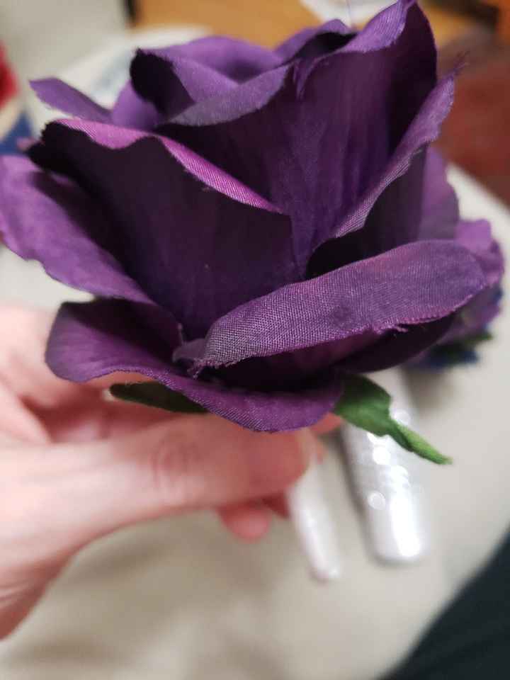 Has anyone used Budget Bride for fake flowers? - 3