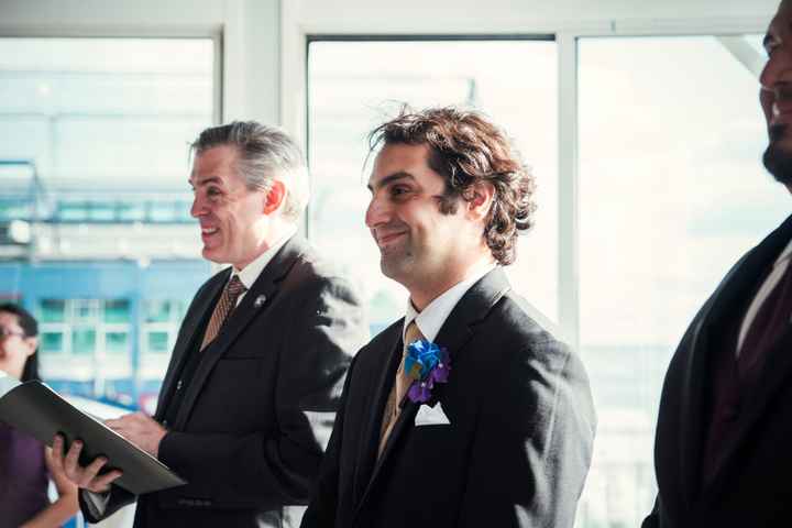 Married gals, i want to see photos of your groom’s reactions - 1