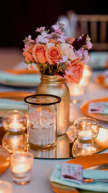 Alternatives to wood slice centerpieces? - 1