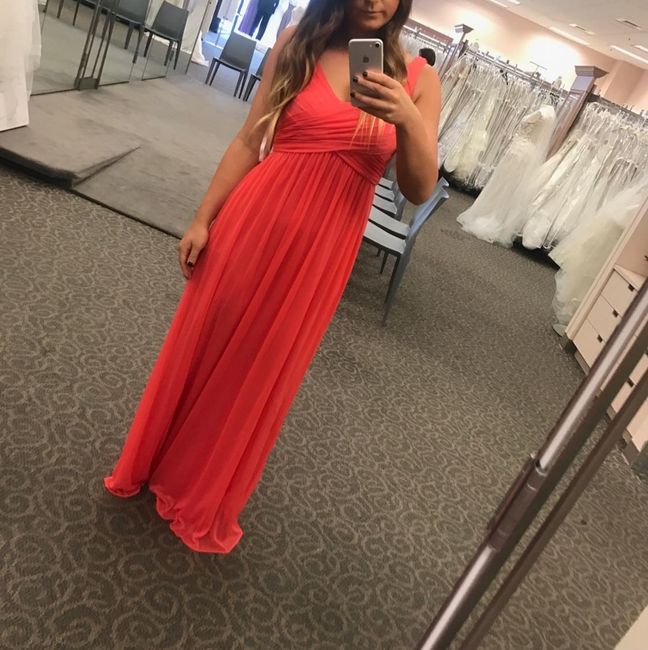 Which color shoe would look better with this dress?