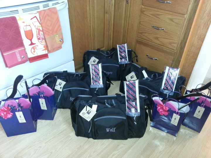 BM & GM gifts...CHECK!! (finalllly!)