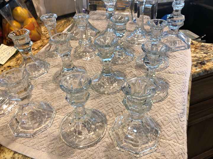 Share with me some cheap budgeting wedding decorations that look great - 2