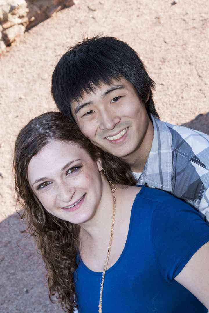 We got our engagement pictures back!! (new avatar & PICS!)