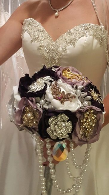 Brooch Bouquet