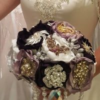 Brooch Bouquet