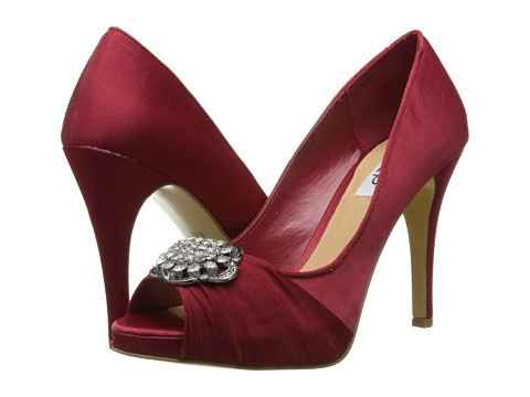I need some serious shoe inspiration! What shoes are you wearing?