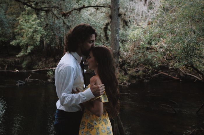 Show me your engagement photos! 32