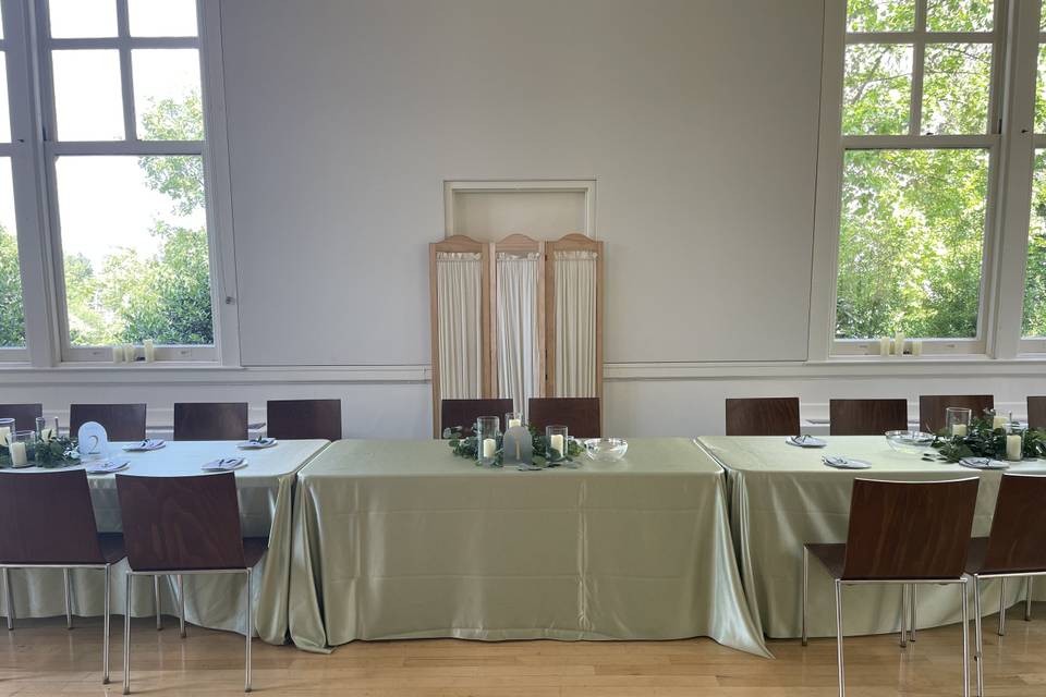 Hearst Auditorium Head Table