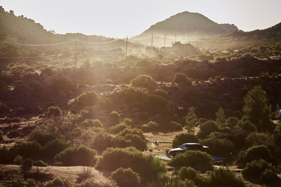 06-escape-pioneertown-atmospheric-dirt-road.jpg