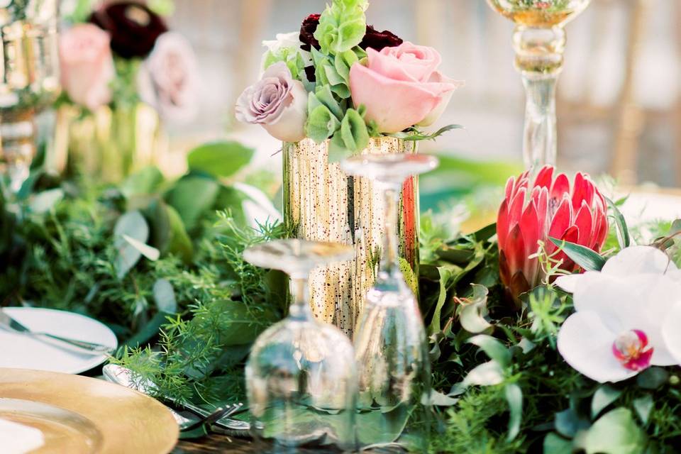 Centerpieces by Geranios