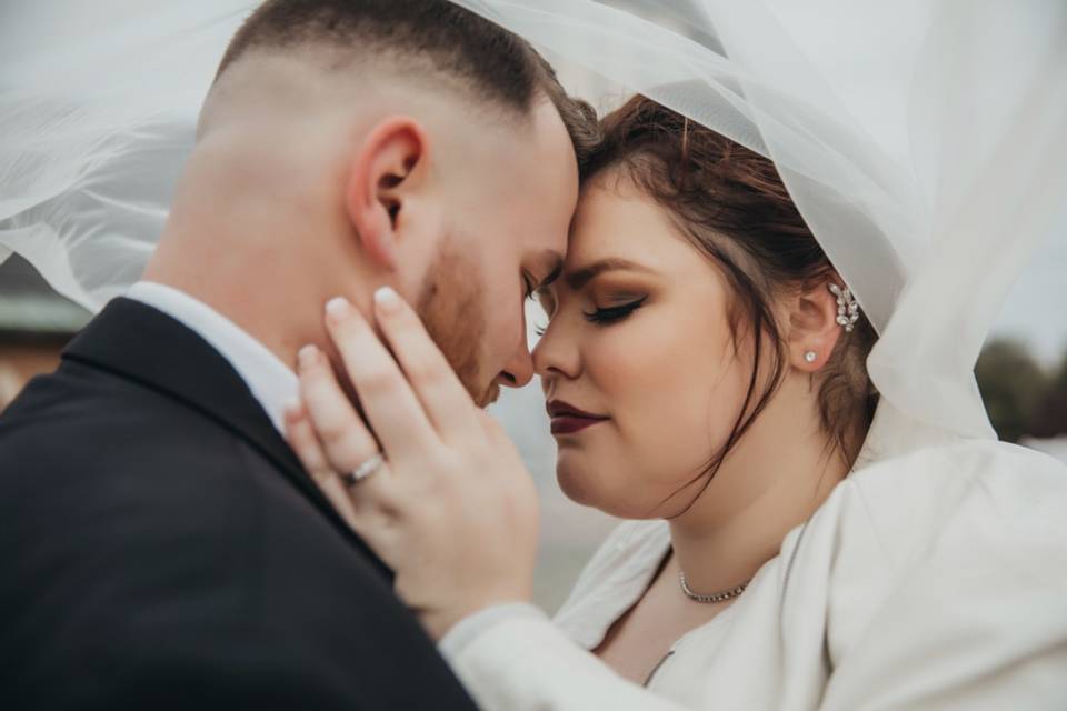 Smokey bridal glam