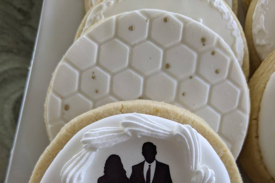 Bride and Groom Edible Image