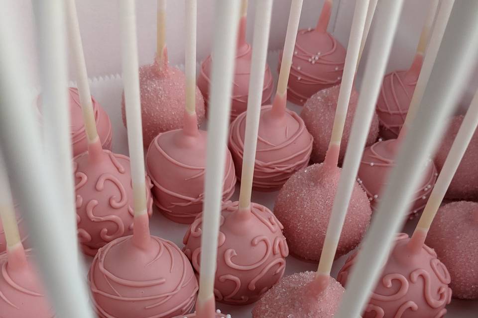 Custom Cake Pops