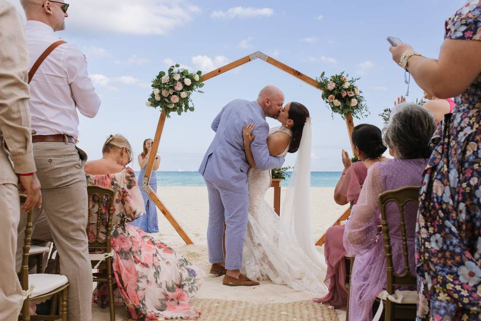 WEDDING
