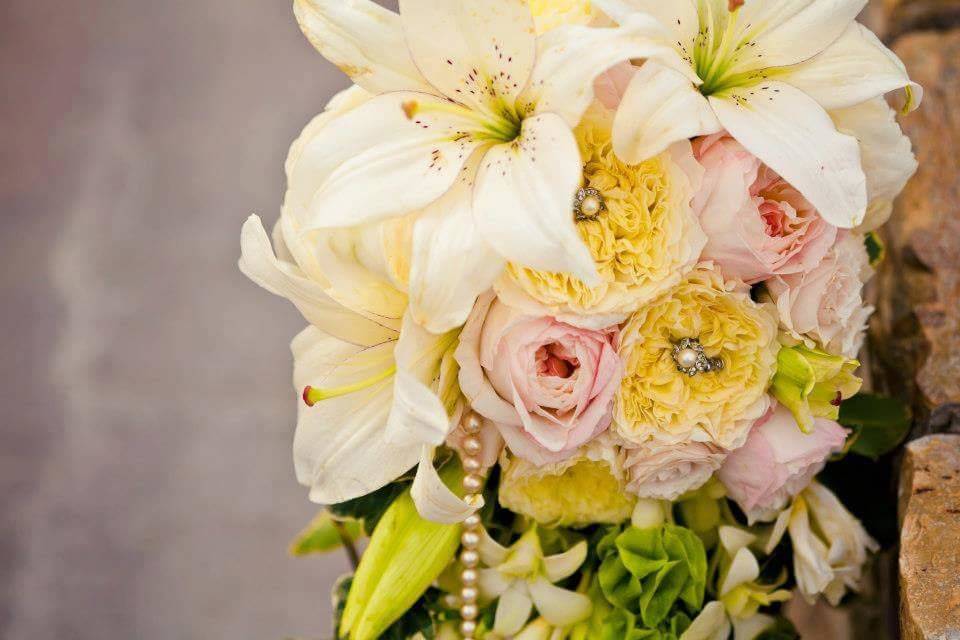 Crazy Daisies Flowers & Weddings