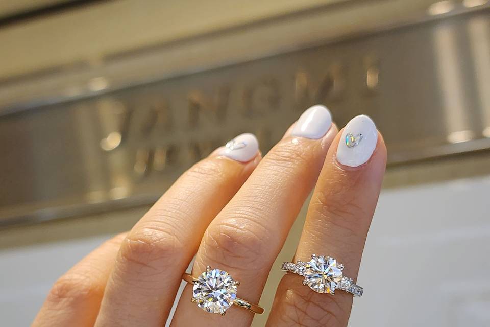 Round cut diamonds