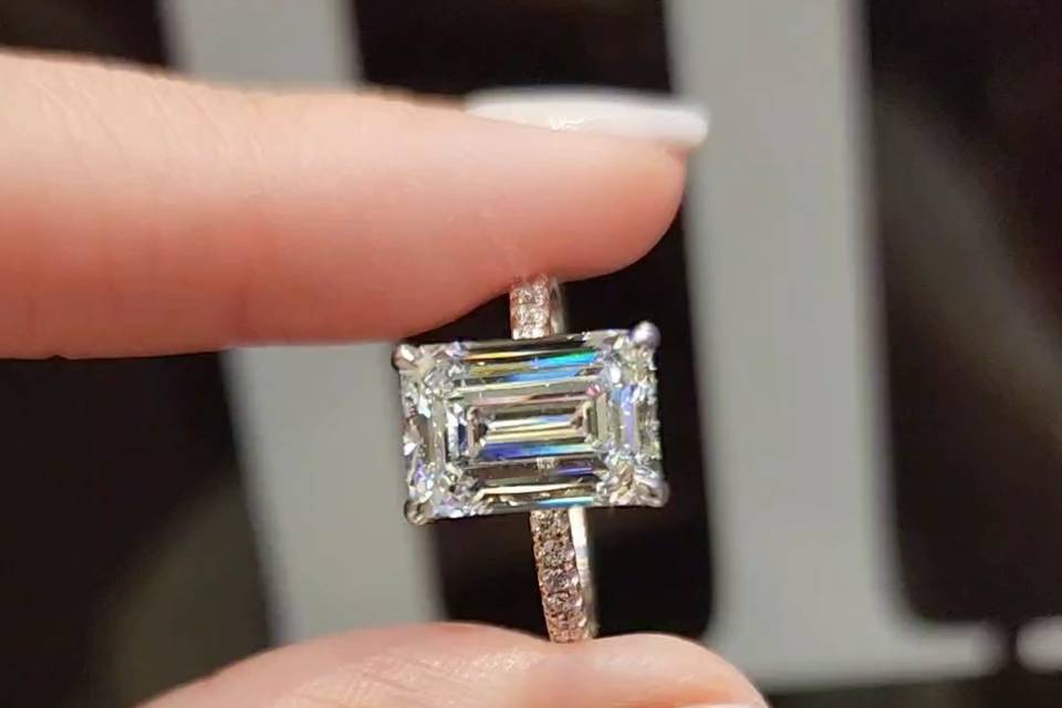 Emerald cut diamond