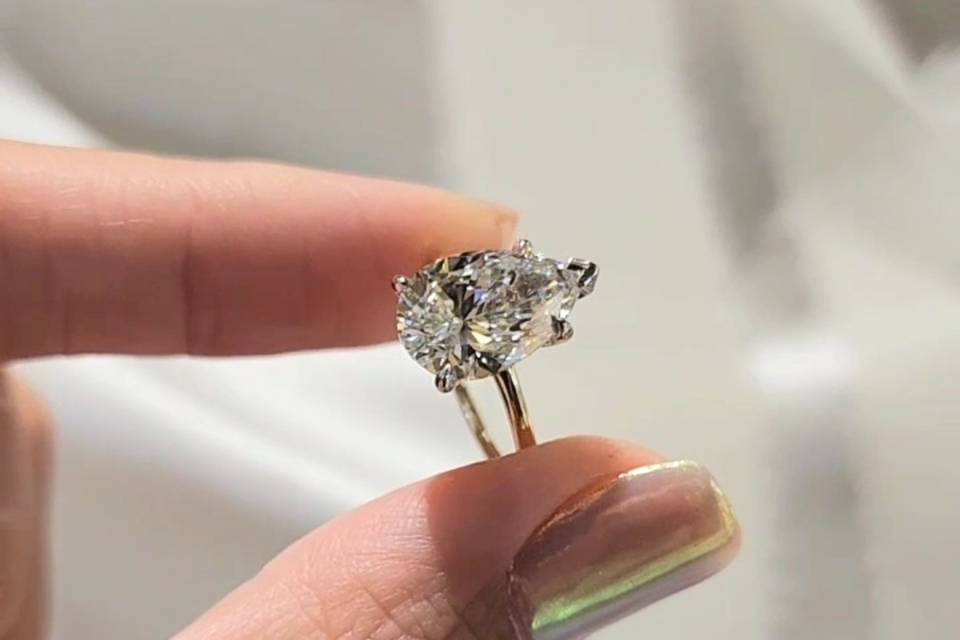 Pear cut diamond