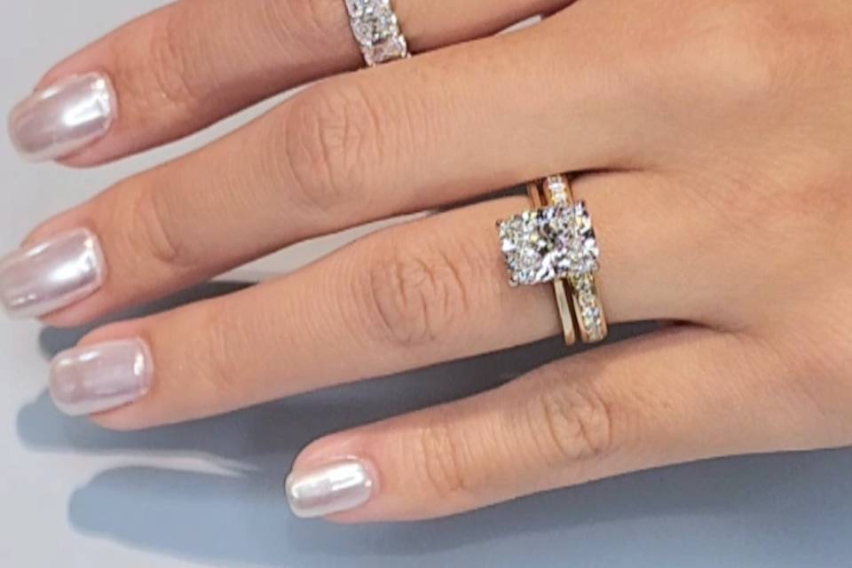 Elongated cushion cut diamond