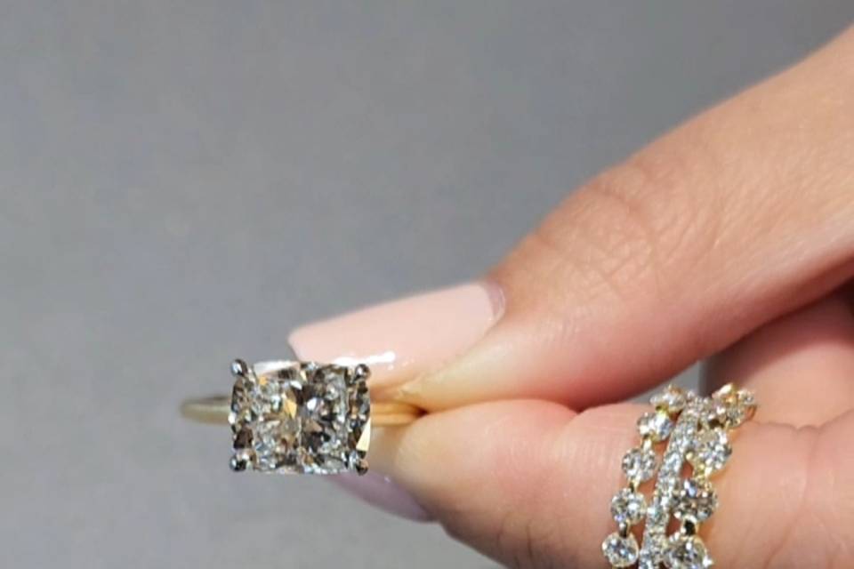 Cushion diamond