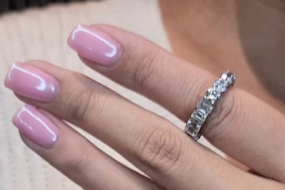 Round cut diamond
