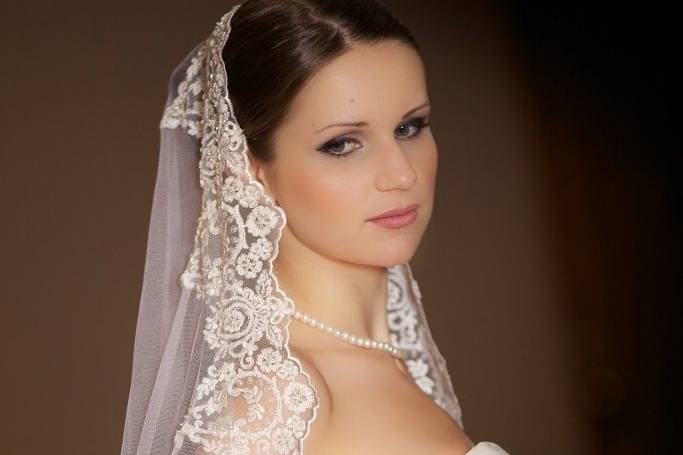 Indoor Wedding Look