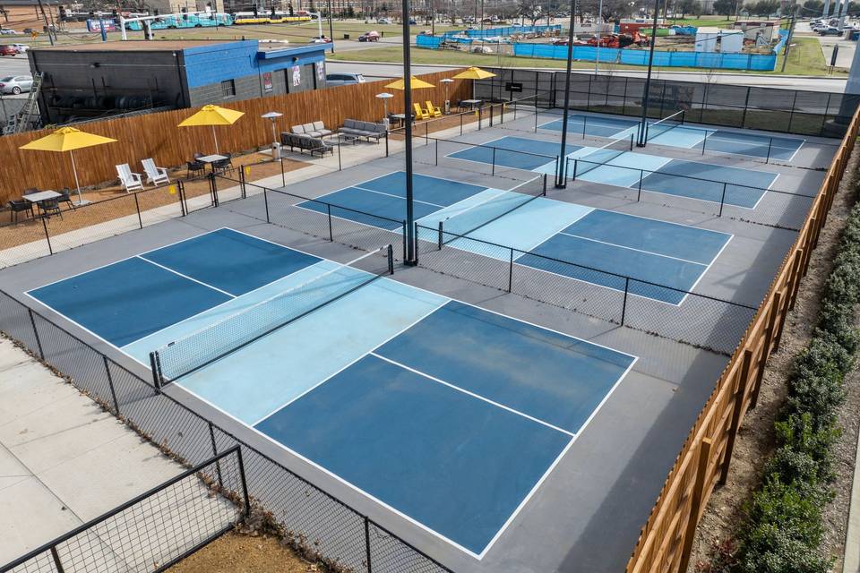 4 Outdoor Pickleball Courts