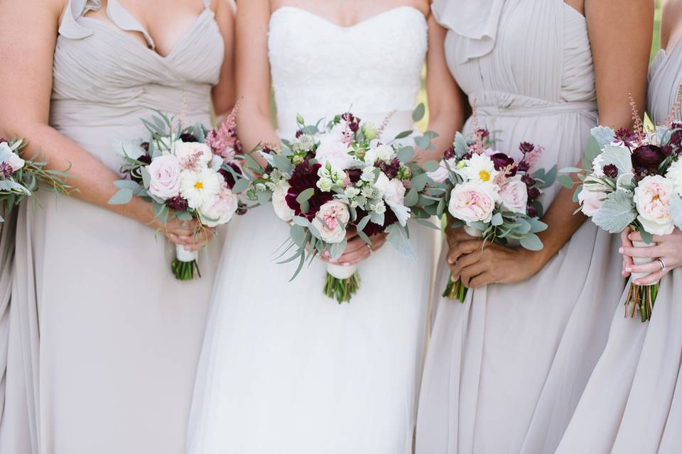 Matching bouquets