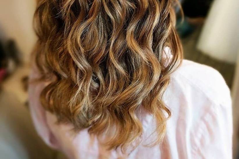 Curly waves