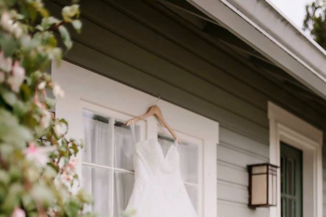 Weddings in the Barn at Owl & Olive