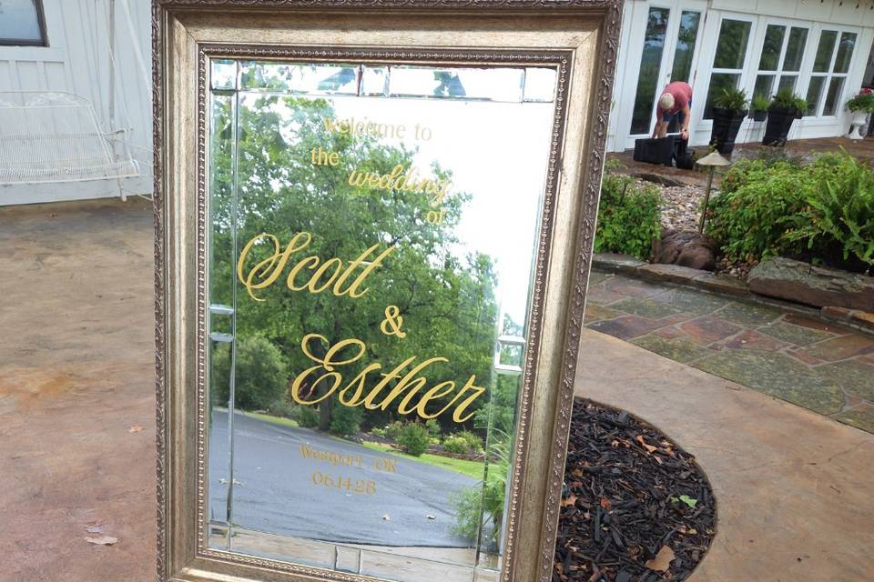 Mirror signage